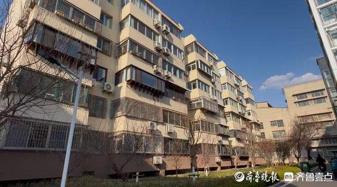 次出舱；拳击被纳入洛杉矶奥运会正式比赛项目冰球突破晚AI大众｜神十九乘组将于近日第3(图6)