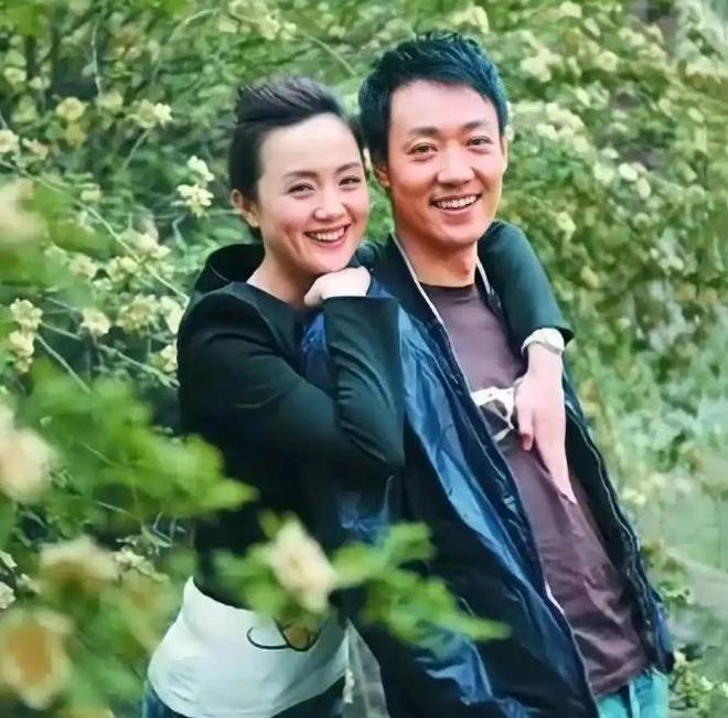 辛柏青悲痛发文赵丽颖等多位明星悼念冰球突破游戏演员朱媛媛患癌去世丈夫(图10)