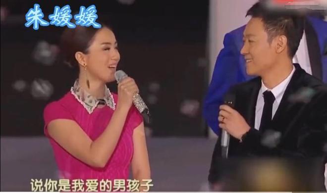 辛柏青悲痛发文赵丽颖等多位明星悼念冰球突破游戏演员朱媛媛患癌去世丈夫(图16)
